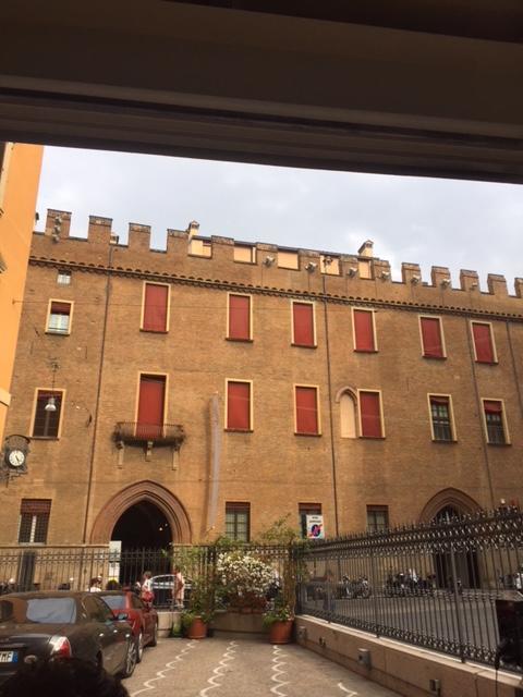 Myroom Palazzo Pepoli Болонья Экстерьер фото